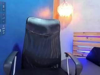 nikii-doll from CamSoda is Freechat
