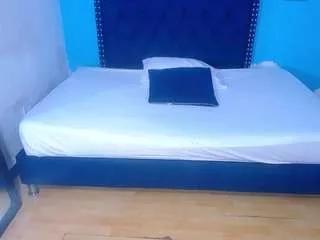 nnocent-sexy-lady from CamSoda is Freechat