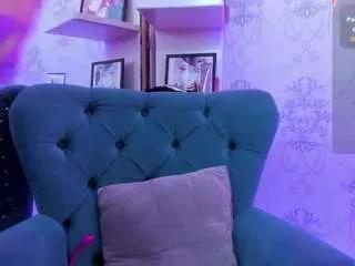 oliv-jones from CamSoda is Freechat