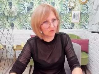 parischerry from CamSoda is Freechat