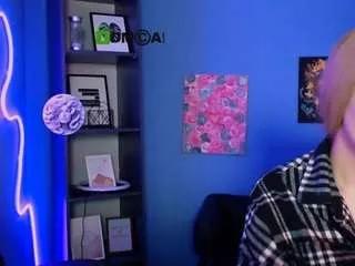 pure-angel1 from CamSoda is Freechat