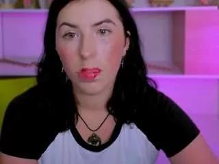queen-shy from CamSoda is Freechat