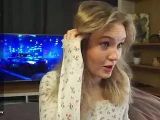 quennaengelby from CamSoda is Freechat