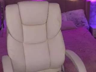 redshine from CamSoda is Freechat