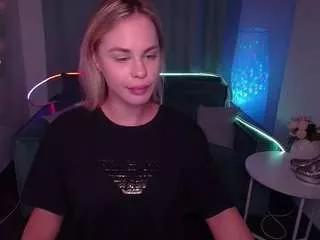 Girls free live sex cams: Check out the satisfaction of typing and cam2cam with our sensual livestreamers, who will teach you all about temptation and desires with their smoking hot physiques.