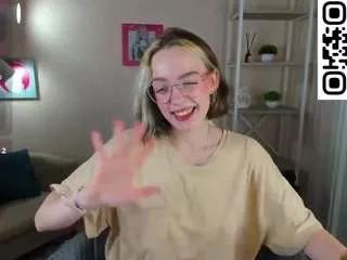rocket-bunnyy from CamSoda is Freechat