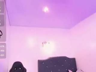 rosedewitt from CamSoda is Freechat