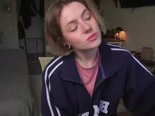 roxannabrik from CamSoda is Freechat