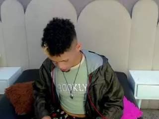 ryan-bigcock from CamSoda is Freechat