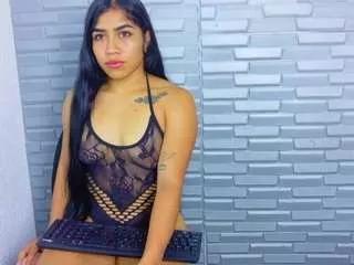 Photos of samantha-loren18 from CamSoda is Freechat