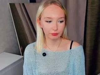 Girls free live sex cams: Check out the satisfaction of typing and cam2cam with our sensual livestreamers, who will teach you all about temptation and desires with their smoking hot physiques.