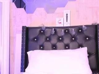 saraa-rider from CamSoda is Freechat