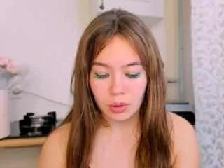 sarakox from CamSoda is Freechat
