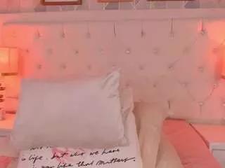 Photos of sarawilliamss from CamSoda is Freechat