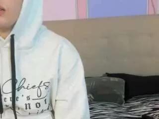 scarlett-n-jackson from CamSoda is Freechat