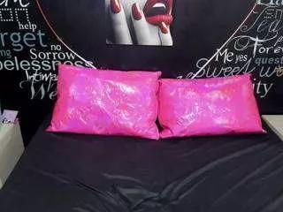 selenabieber from CamSoda is Freechat