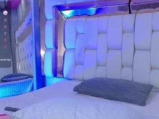 sexysistter from CamSoda is Freechat