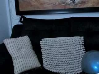 shannel-queen from CamSoda is Freechat