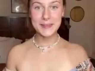 shyypetitebabyy from CamSoda is Freechat