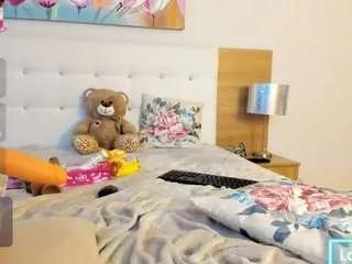 Photos of sirenseduce from CamSoda is Freechat
