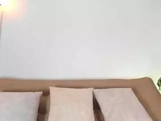 Girls free live sex cams: Check out the satisfaction of typing and cam2cam with our sensual livestreamers, who will teach you all about temptation and desires with their smoking hot physiques.