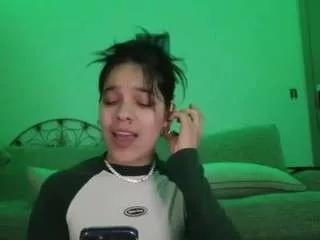 sweetlikeblu from CamSoda is Freechat