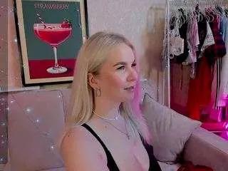 Photos of tasty-booty from CamSoda is Freechat