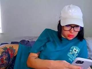 Girls free live sex cams: Check out the satisfaction of typing and cam2cam with our sensual livestreamers, who will teach you all about temptation and desires with their smoking hot physiques.