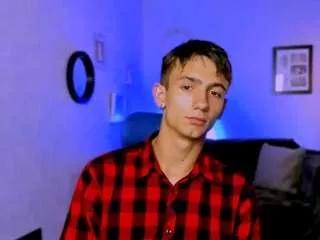 tobi-yours from CamSoda is Freechat