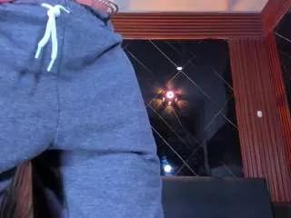 Girls free live sex cams: Check out the satisfaction of typing and cam2cam with our sensual livestreamers, who will teach you all about temptation and desires with their smoking hot physiques.