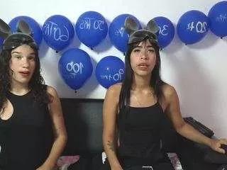 twosexydolls from CamSoda is Freechat