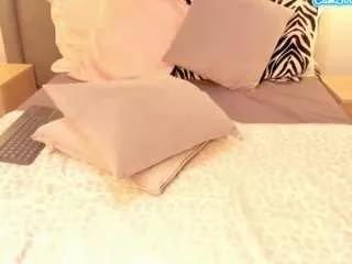 valentinafox from CamSoda is Freechat