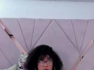 violet-contre from CamSoda is Freechat