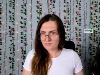vivienne-dark from CamSoda is Freechat