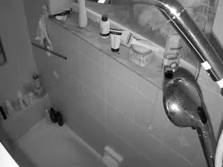voyeurcam-charleys-bathroom from CamSoda is Freechat