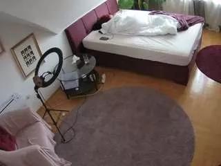 voyeurcam-julmodels-whitebed-4 from CamSoda is Freechat