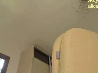 your-alice2000 from CamSoda is Freechat