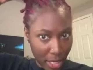 yoursecret1425 from CamSoda is Freechat