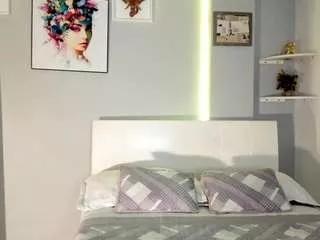 Girls free live sex cams: Check out the satisfaction of typing and cam2cam with our sensual livestreamers, who will teach you all about temptation and desires with their smoking hot physiques.