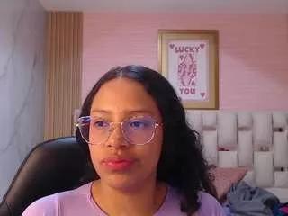 zhara-rose-s from CamSoda is Freechat