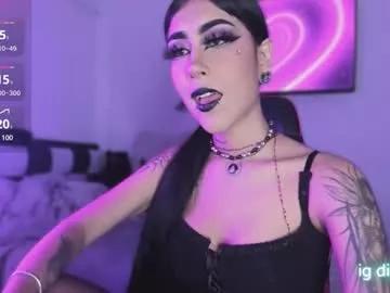 66luci_fer6_ from Chaturbate