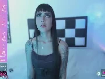 66luci_fer6_ from Chaturbate