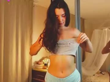 Girls free live sex cams: Check out the satisfaction of typing and cam2cam with our sensual livestreamers, who will teach you all about temptation and desires with their smoking hot physiques.