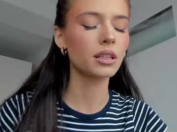 Girls free live sex cams: Check out the satisfaction of typing and cam2cam with our sensual livestreamers, who will teach you all about temptation and desires with their smoking hot physiques.