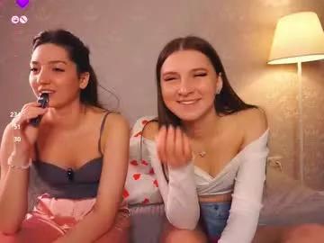 Spur your dreams, talk and cam2cam with smoking hot bigclit and assplay freechat cam hosts. Our picks of naughty trimmed-white, strapon & cheapest-privates-white live cams will incite your thirst. Discover their live productions here for free!