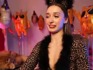 Girls free live sex cams: Check out the satisfaction of typing and cam2cam with our sensual livestreamers, who will teach you all about temptation and desires with their smoking hot physiques.
