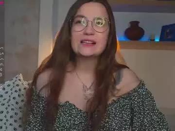 Girls free live sex cams: Check out the satisfaction of typing and cam2cam with our sensual livestreamers, who will teach you all about temptation and desires with their smoking hot physiques.