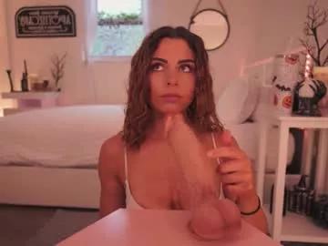 Girls free live sex cams: Check out the satisfaction of typing and cam2cam with our sensual livestreamers, who will teach you all about temptation and desires with their smoking hot physiques.