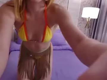 Girls free live sex cams: Check out the satisfaction of typing and cam2cam with our sensual livestreamers, who will teach you all about temptation and desires with their smoking hot physiques.