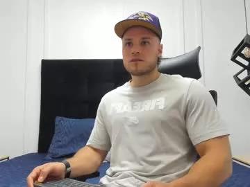 Discover the thrill of findom with our livestreamers, featuring butt-naked wildness while dancing and playing with their intimate vibrating toys.